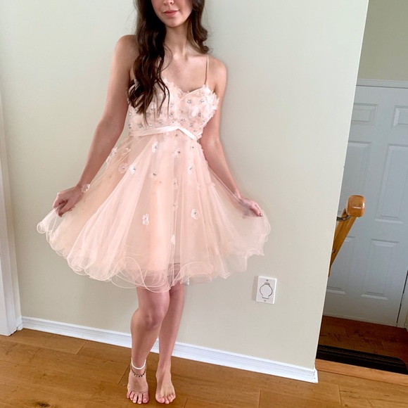 Prom Dress! - Picture 2 of 6